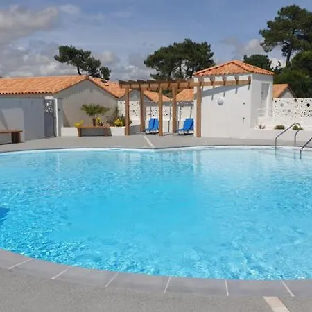 Maison Avec Piscine, Proche - La Tranche-sur-mer - Fr-1-22-383