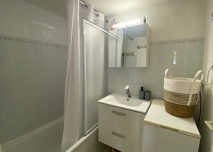 Maison Avec Piscine, Proche - - Fr-1-22-383 Ferienhaus